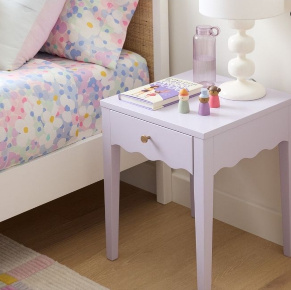 Elegant Cream Table Lamp, Kids Ruby Table Lamp (17"), Retail Price $179.00 - Picture 5 of 6